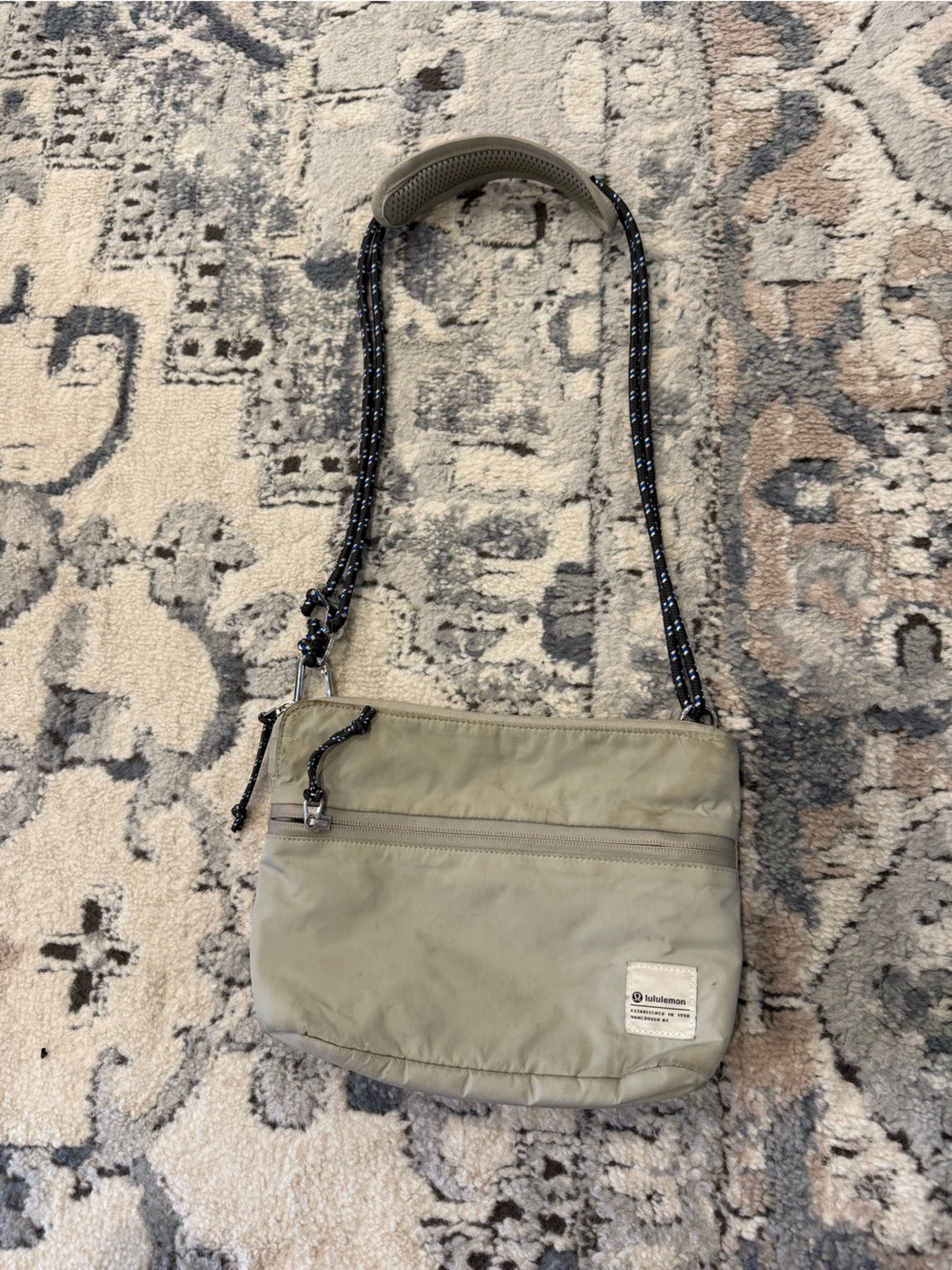 lululemon athletica Adjustable Rope Strap Shoulder Bag